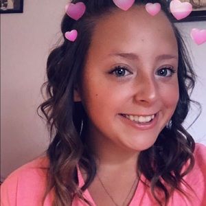 Meet your Posher, Erica